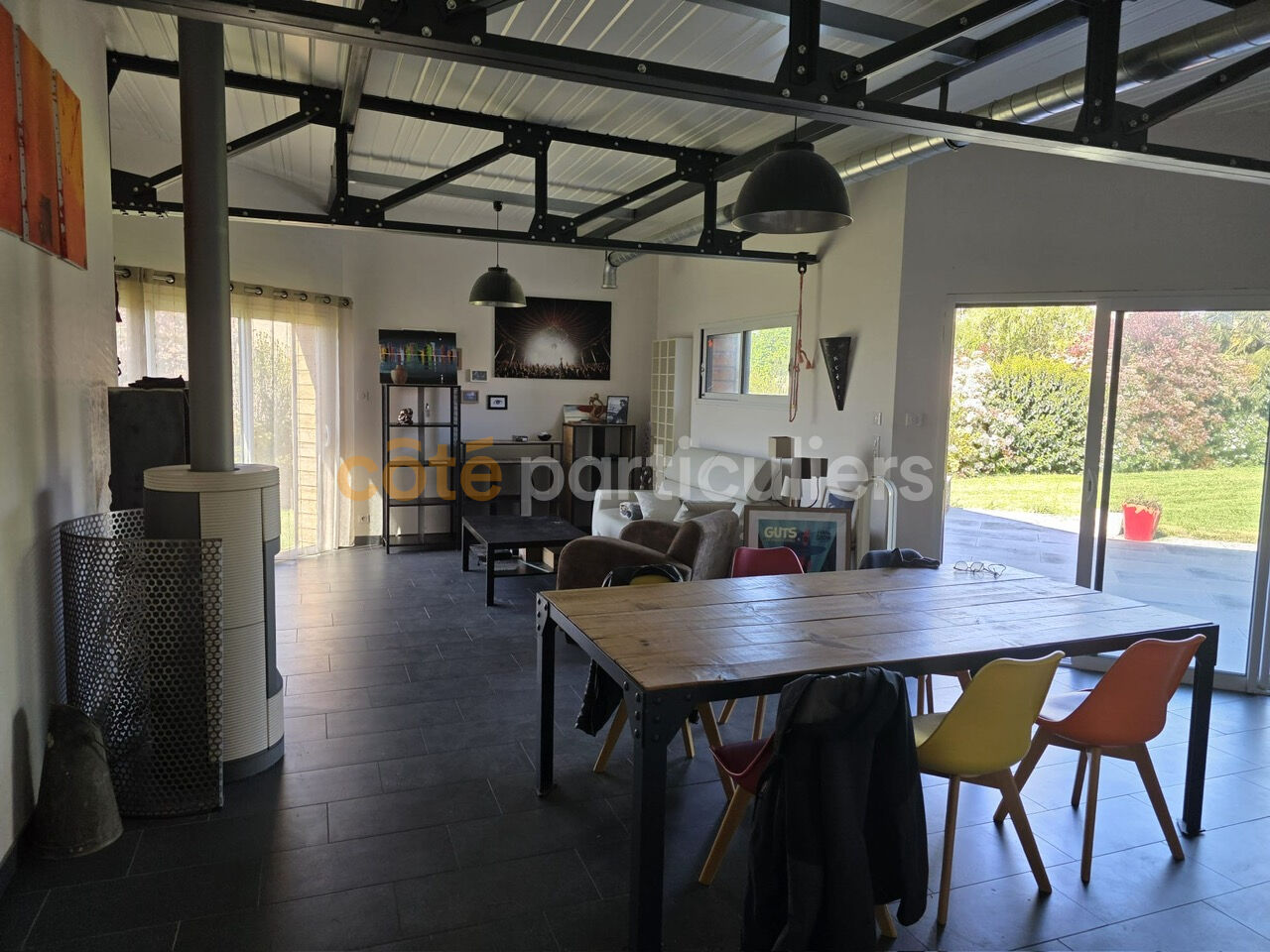 MAISON CONTEMPORAINE DE PLAIN-PIED DE 114 M² - CALME, CONFORT ET MODERNITÉ SUR 922 M² DE TERRAIN