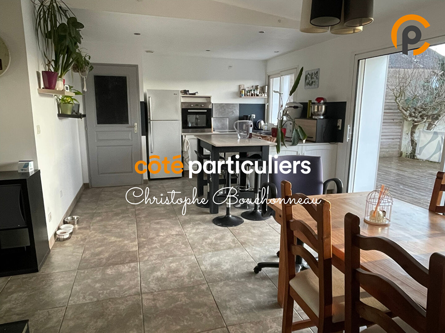 MAISON 3 CHAMBRES ET CHARME DE L'ANCIEN PROCHE DU CENTRE SANS TRAVAUX