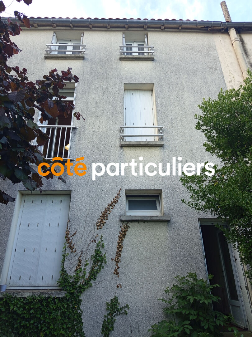 IMMEUBLE CHOLET 140 M2