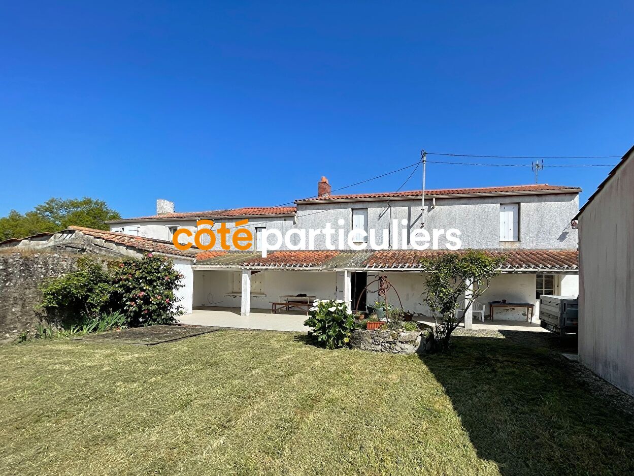 LONGÈRE TRADITIONNELLE 4 CHAMBRES