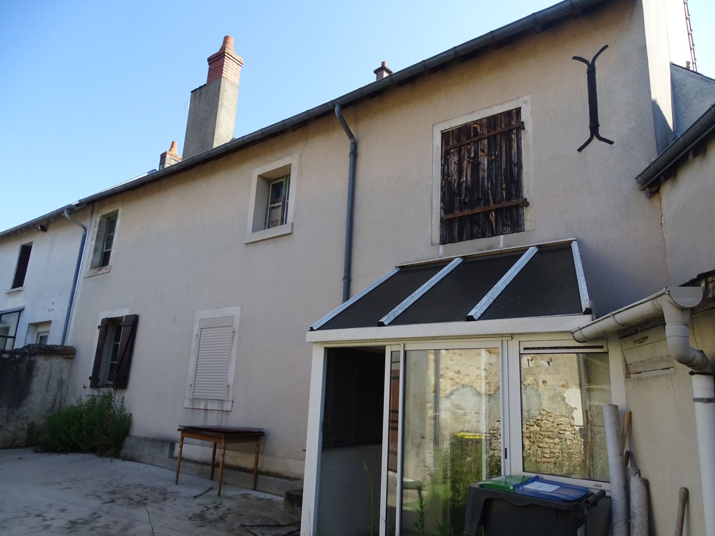 Maison 6 pièces 120 m² · à Lignieres · 120 m² · 28 000 €