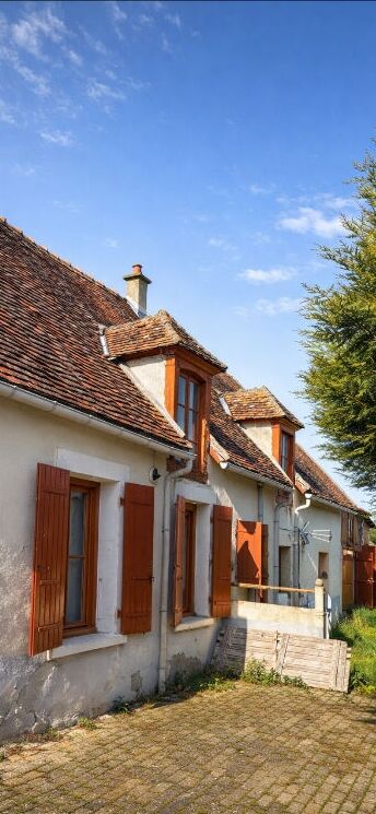 Maison 4 pièces 140 m² · à Vallon en Sully · 140 m² · 49 000 €