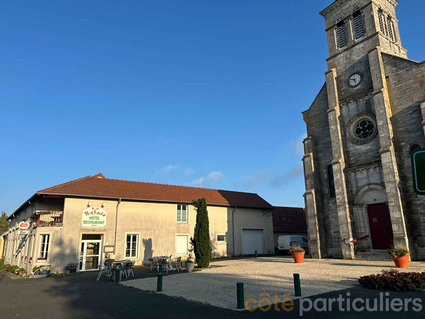 Immeuble 9 pièces 381 m² · à Saint Christophe en Boucherie · 381 m² · 259 455 €
