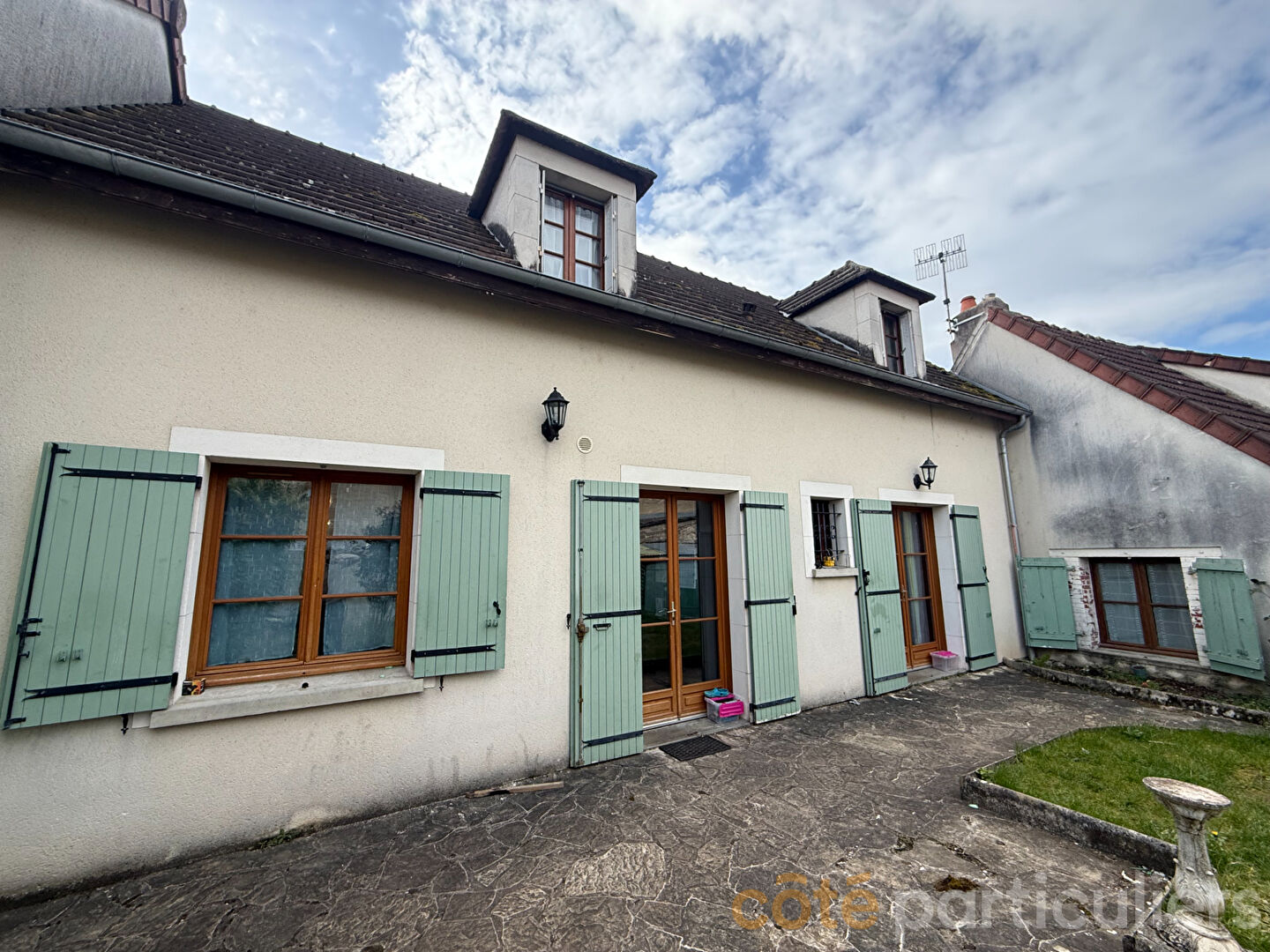 Maison 6 pièces 146 m² · à Saint Amand Montrond · 146,1 m² · 141 990 €