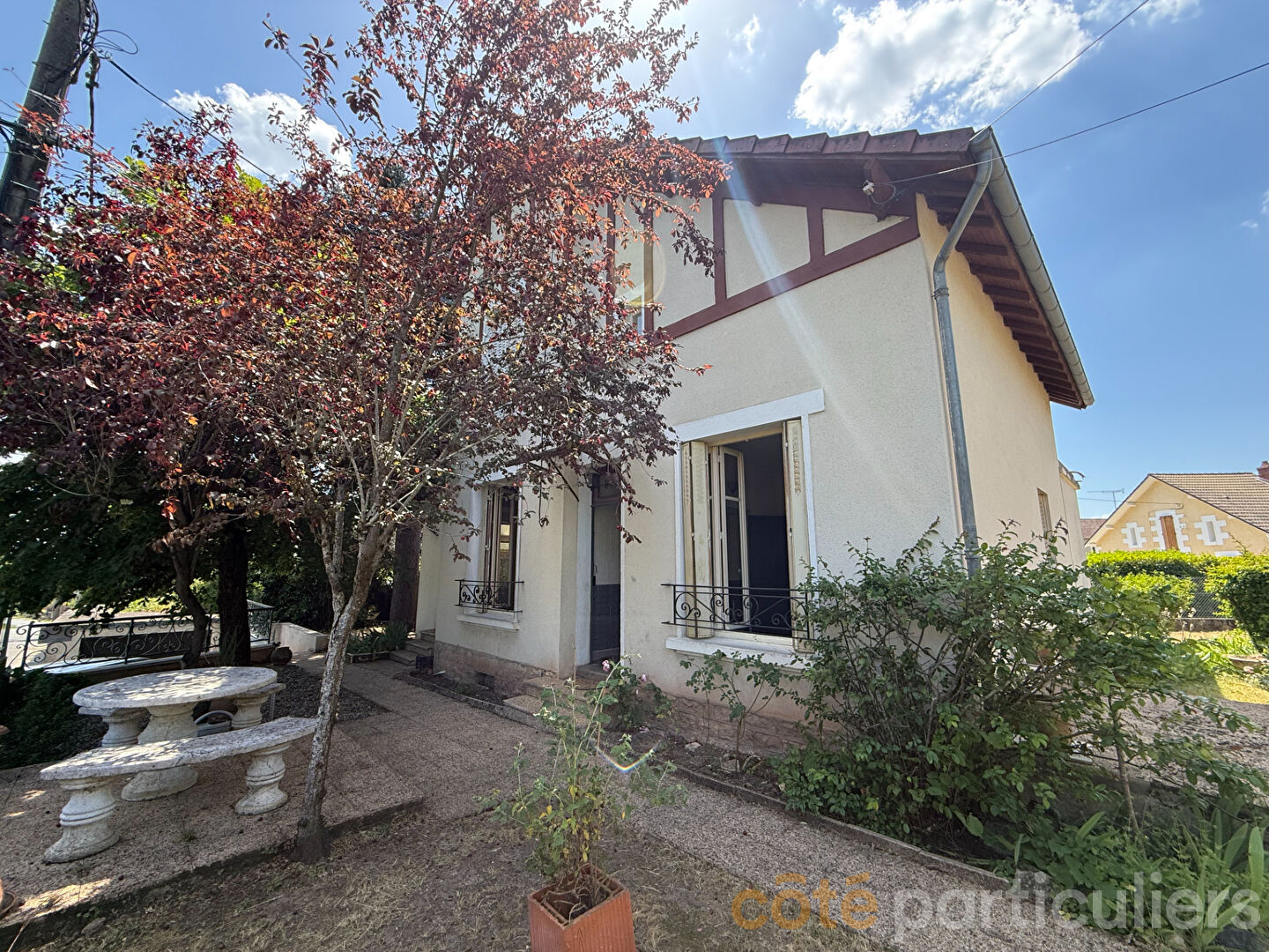 Maison 6 pièces 102 m² · à Saint-Amand-Montrond · 102 m² · 127 990 €