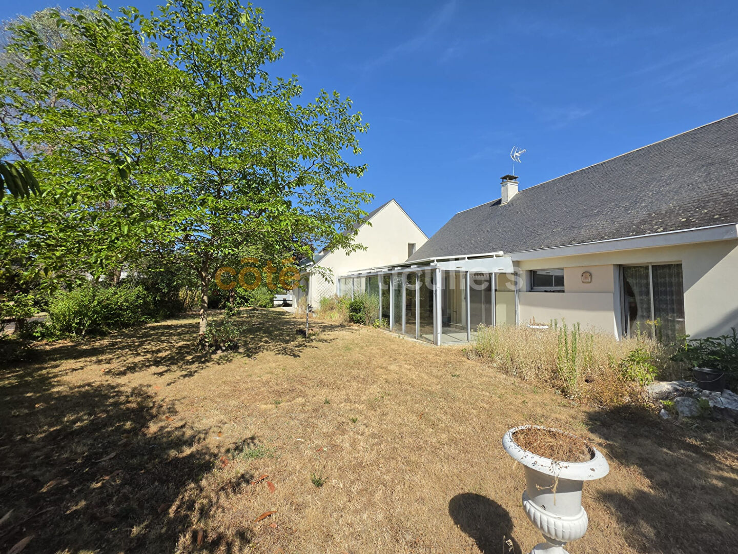 Maison 9 pièces 230 m² · à Joué lès Tours · 230 m² · 405 963 €