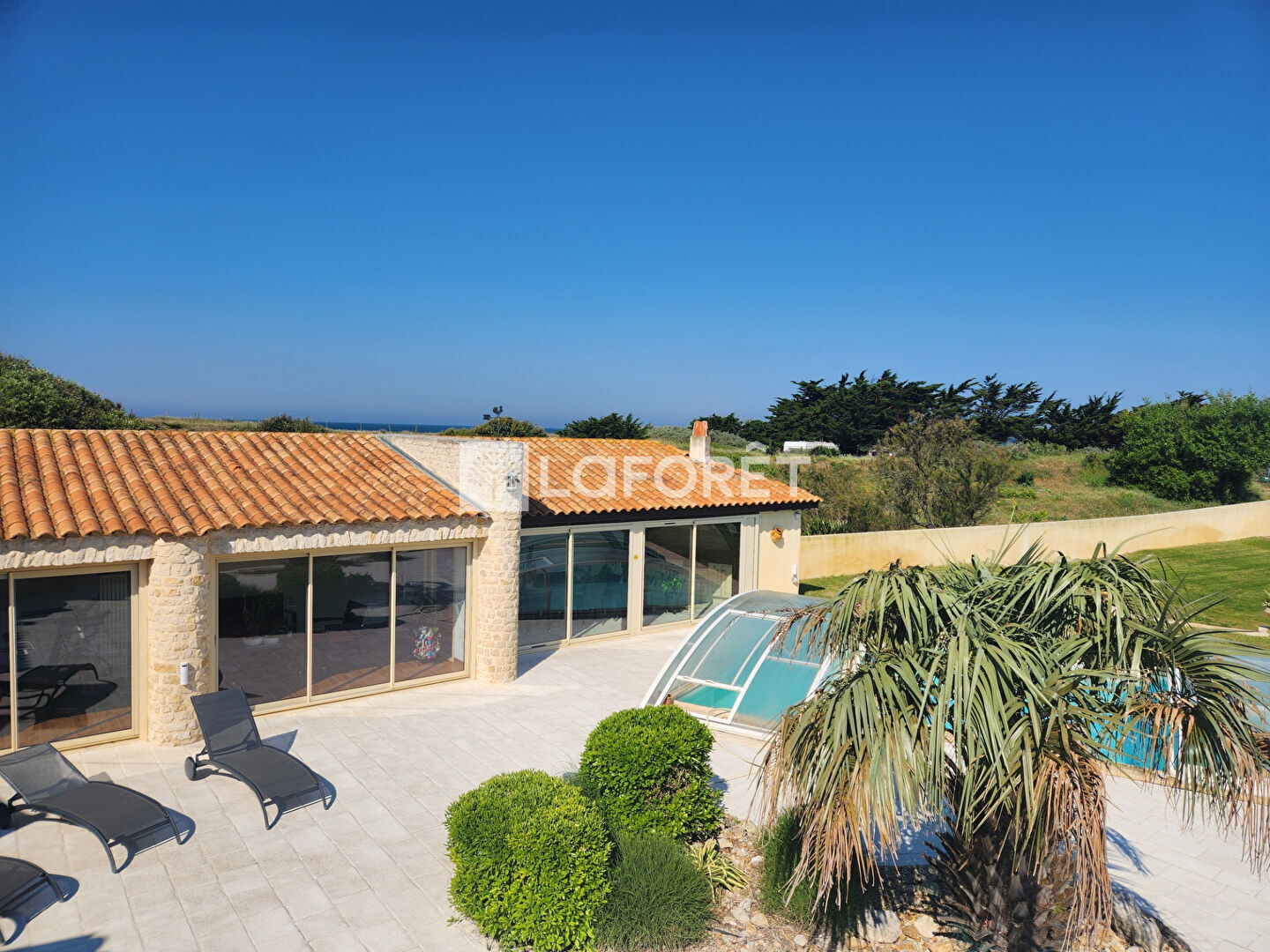 Maison 8 pièces 210 m² · à Saint-Georges-d'Oléron · 210 m² · 993 950 €