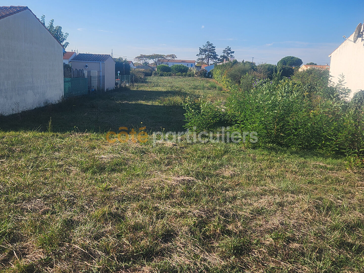 Terrain 1061 m² · à La Bree les Bains · 1 061 m² · 331 000 €