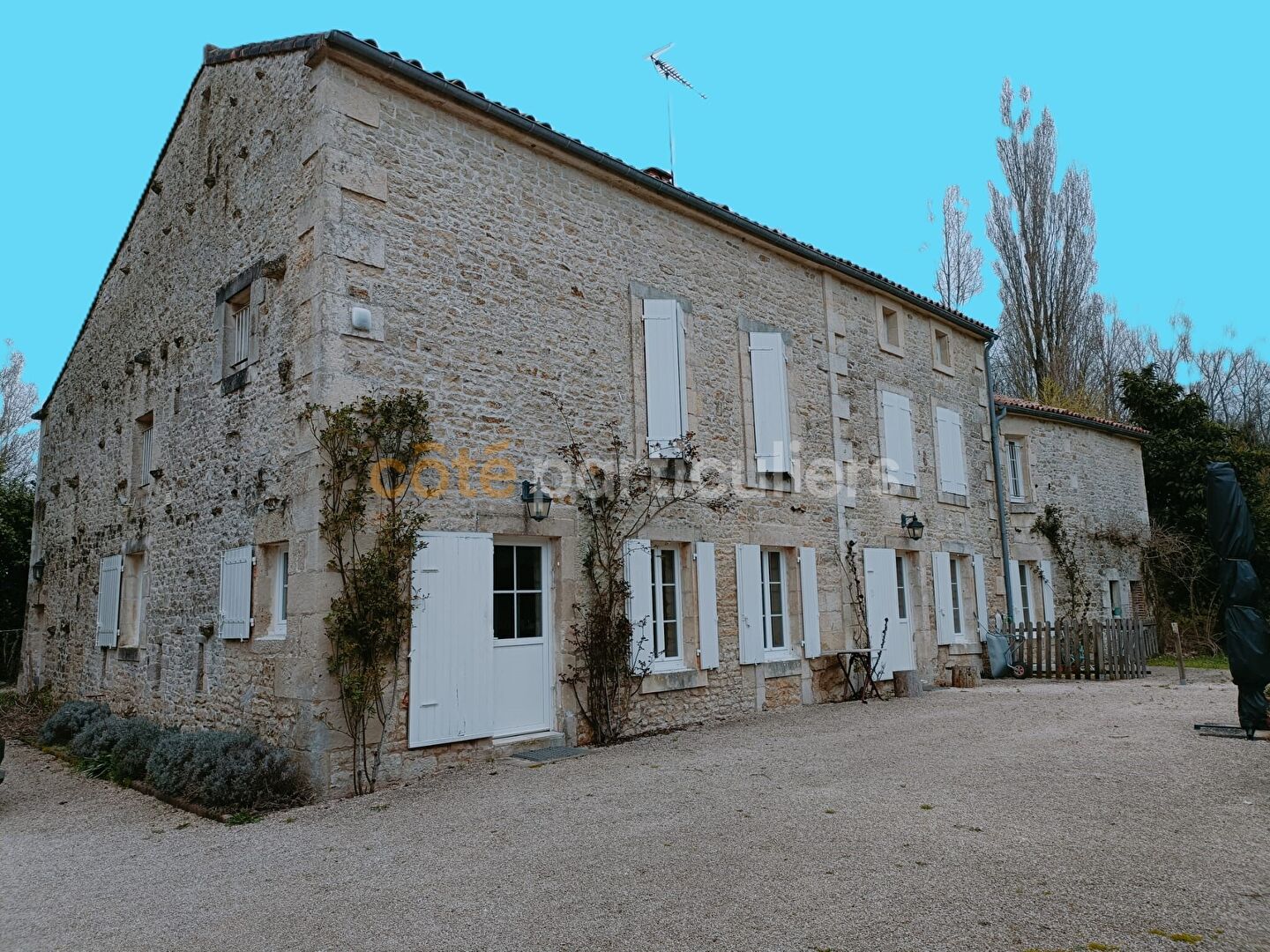 6 pièces 230 m² · à Ardin · 230 m² · 348 150 €