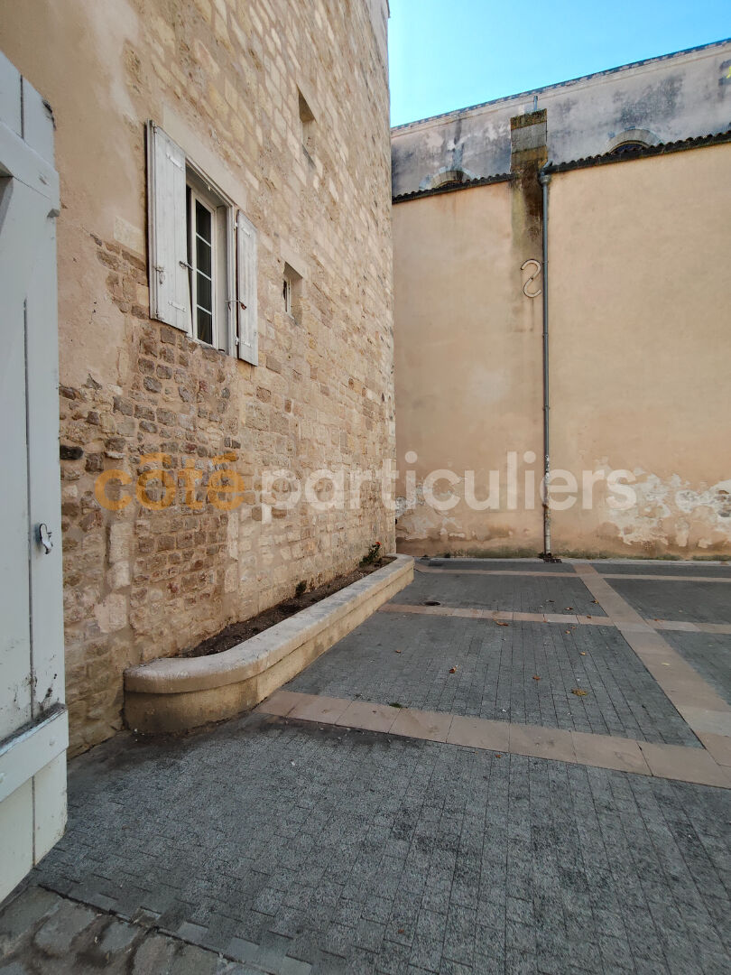 Local commercial 1 pièce 25 m² · à La Rochelle · 25,2 m² · 105 000 €