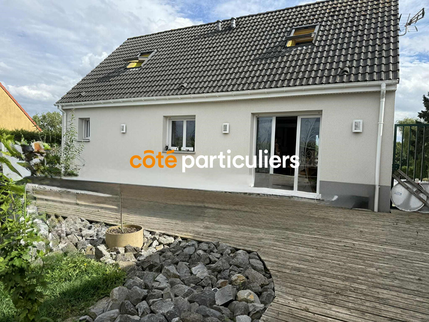 INDIVIDUELLE 85m²-SEMI-PLAIN-PIED sur 800m²