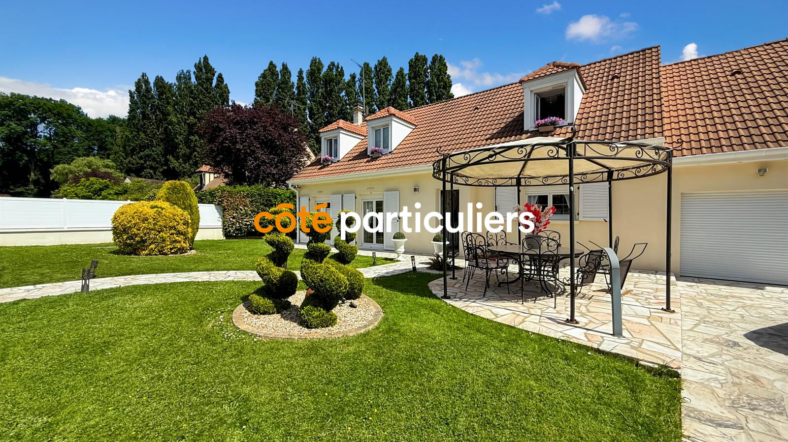 Maison 8 pièces 284 m² · à Santeny · 283,8 m² · 929 000 €