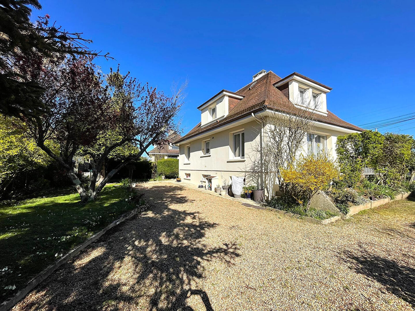 CAEN QUARTIER VENOIX