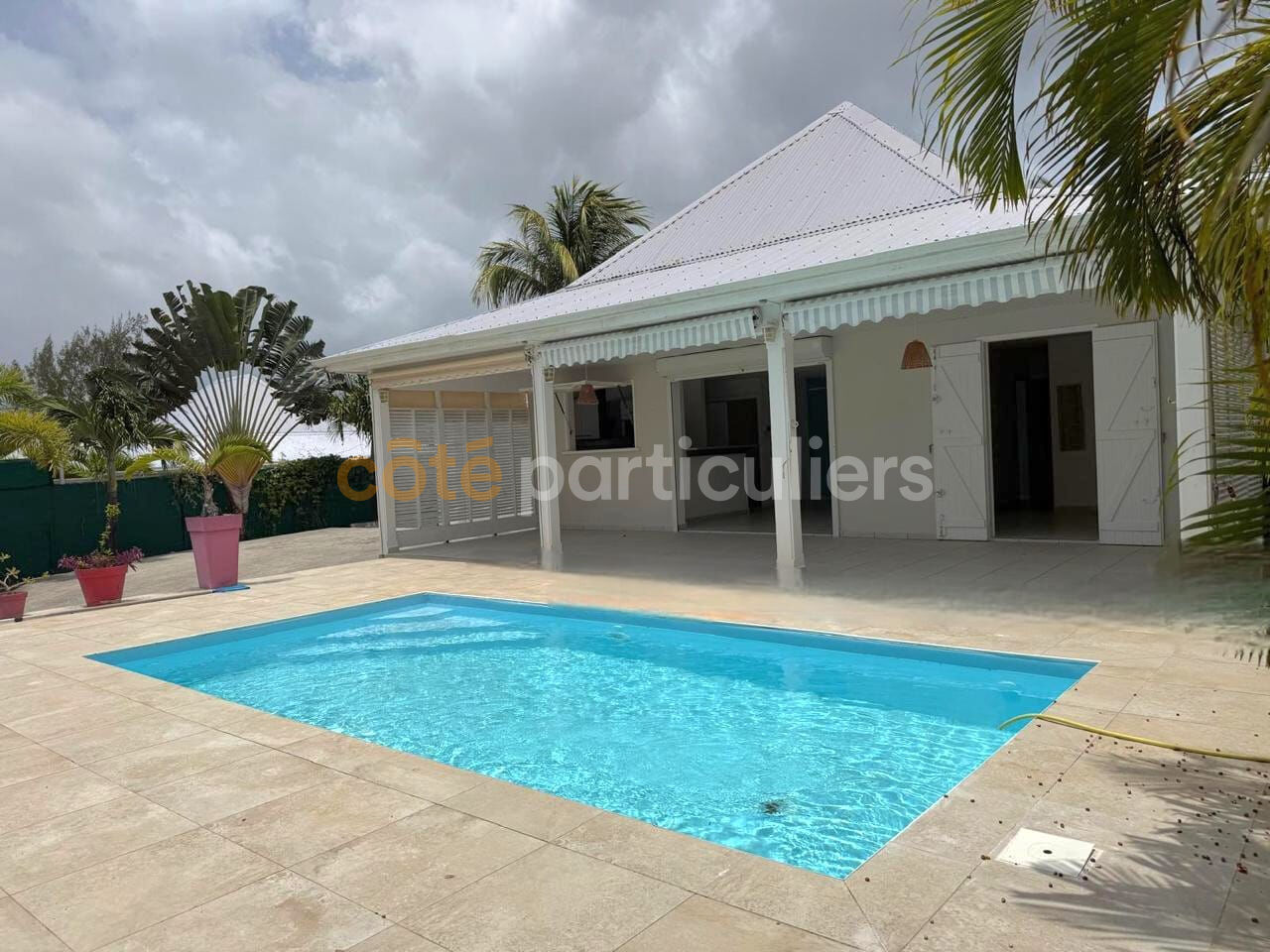 Maison 4 pièces 107 m² · à Saint-François · 107 m² · 465 000 €