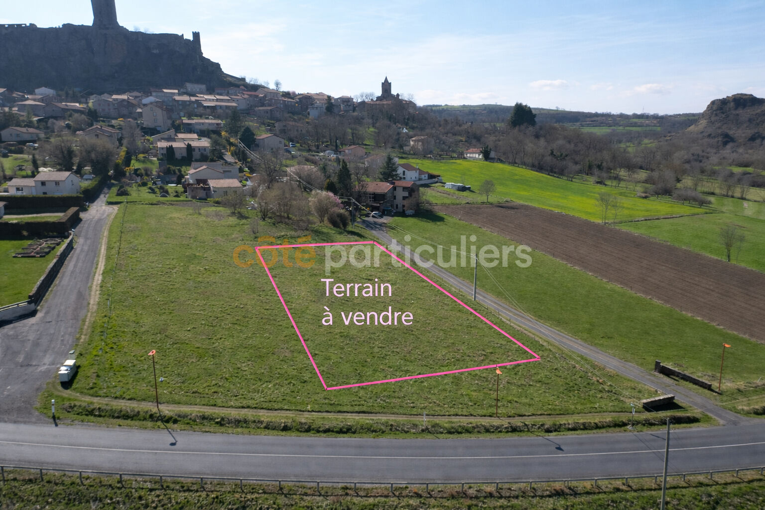 Terrain Polignac 1897 m2