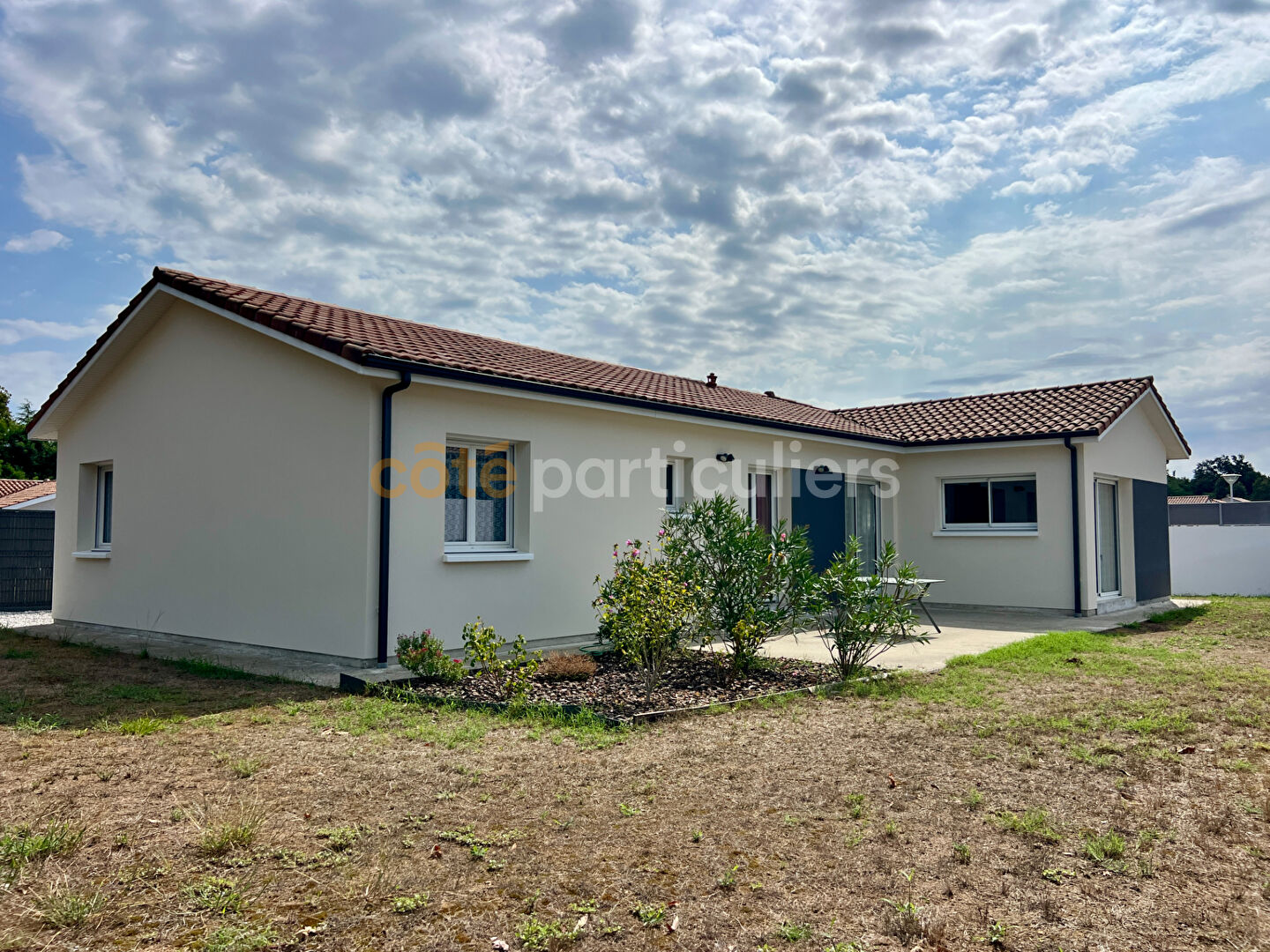 Maison 5 pièces 135 m² · à Saint-Pierre-du-Mont · 135 m² · 409 900 €