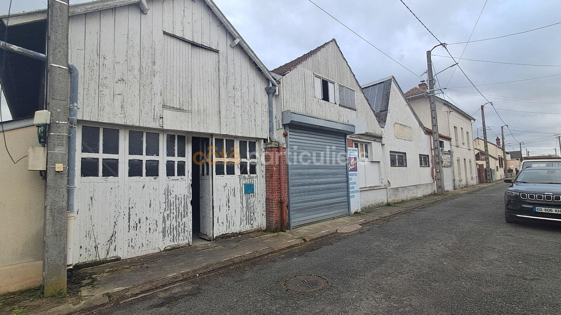 Local commercial 203 m² · à Châlette-sur-Loing · 203 m² · 76 990 €