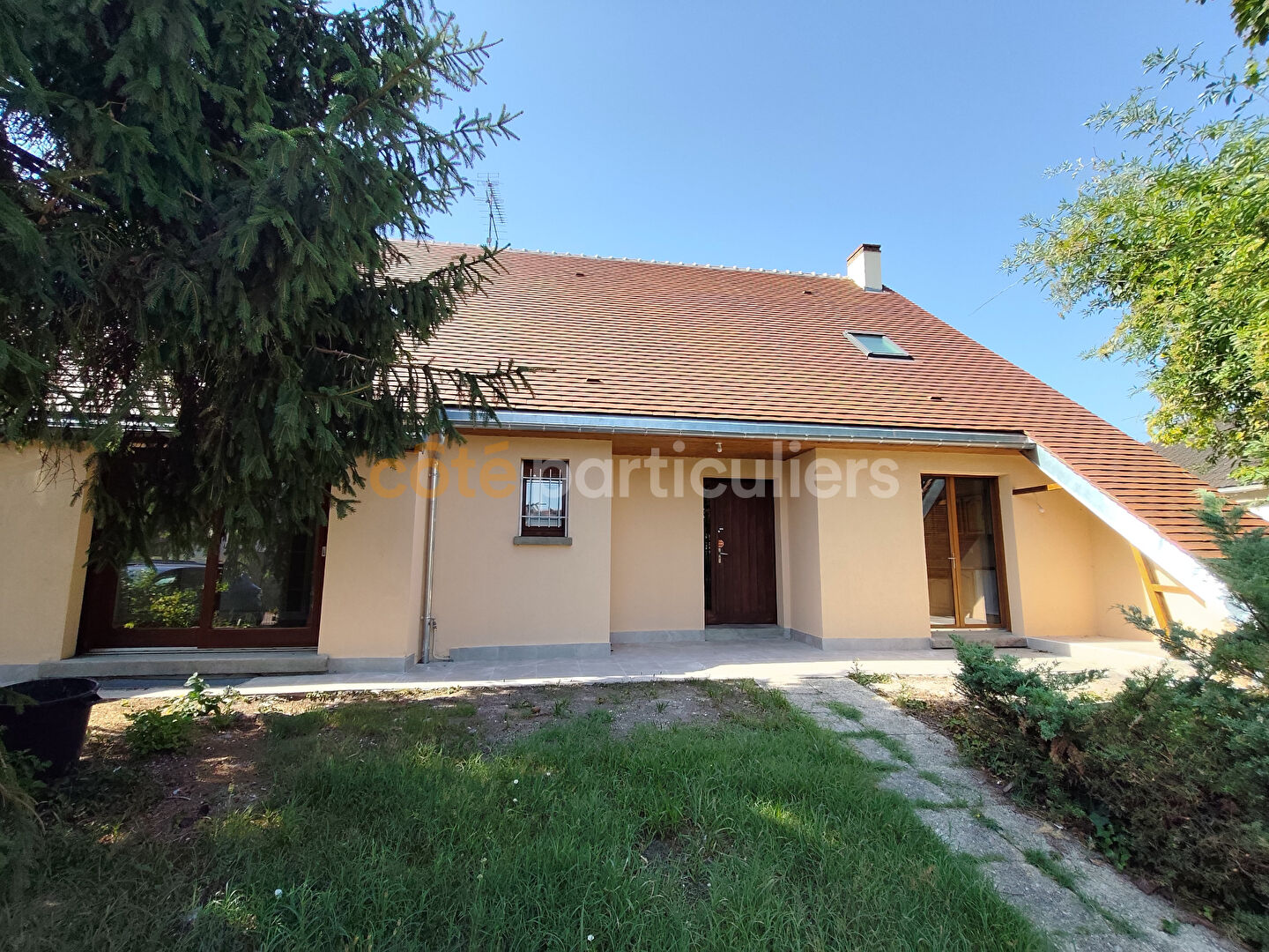Maison 8 pièces 184 m² · à Amilly · 184 m² · 271 000 €