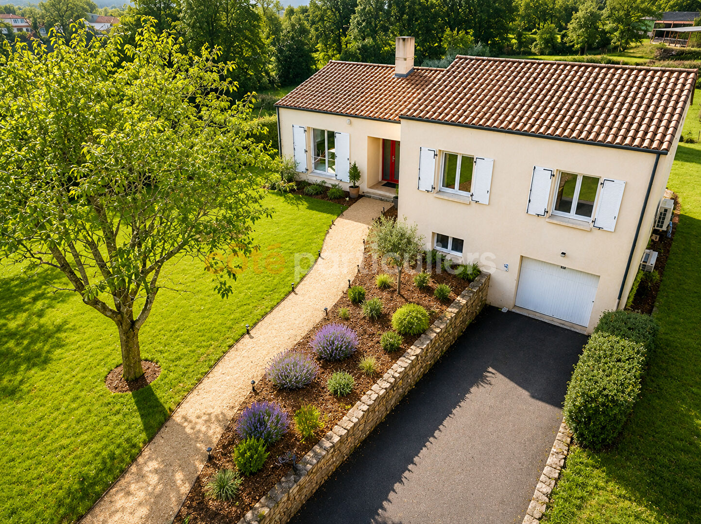 Maison 7 pièces 154 m² · à Aubigny les Clouzeaux · 154 m² · 289 000 €