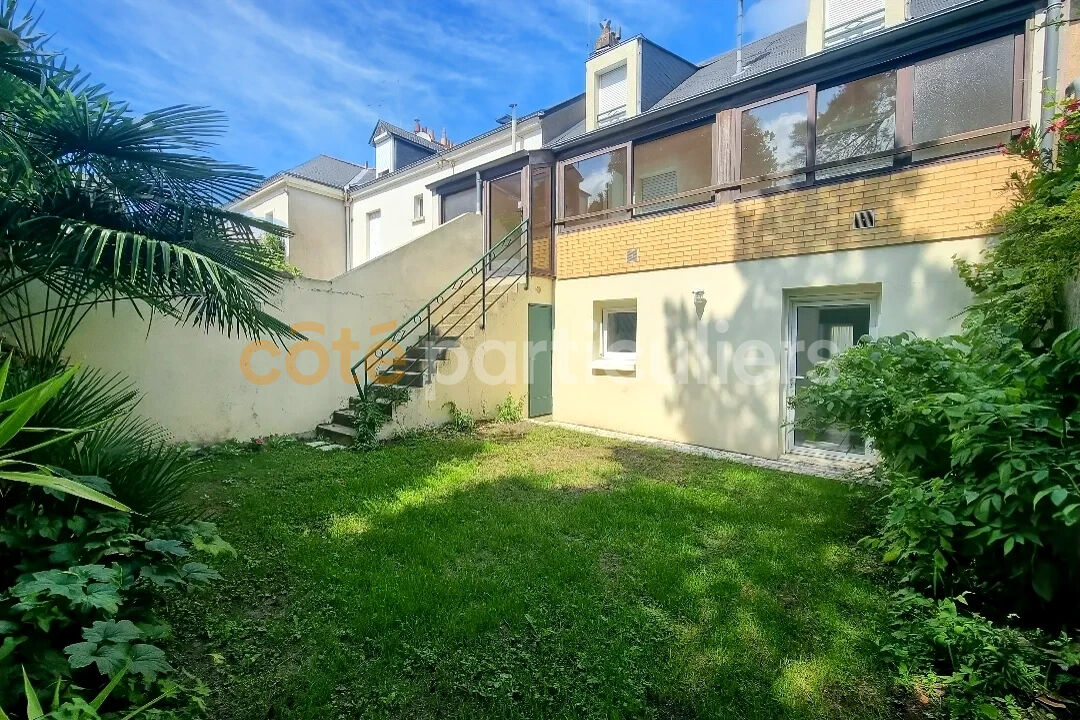 Maison 10 pièces 195 m² · à Nantes · 195 m² · 748 000 €