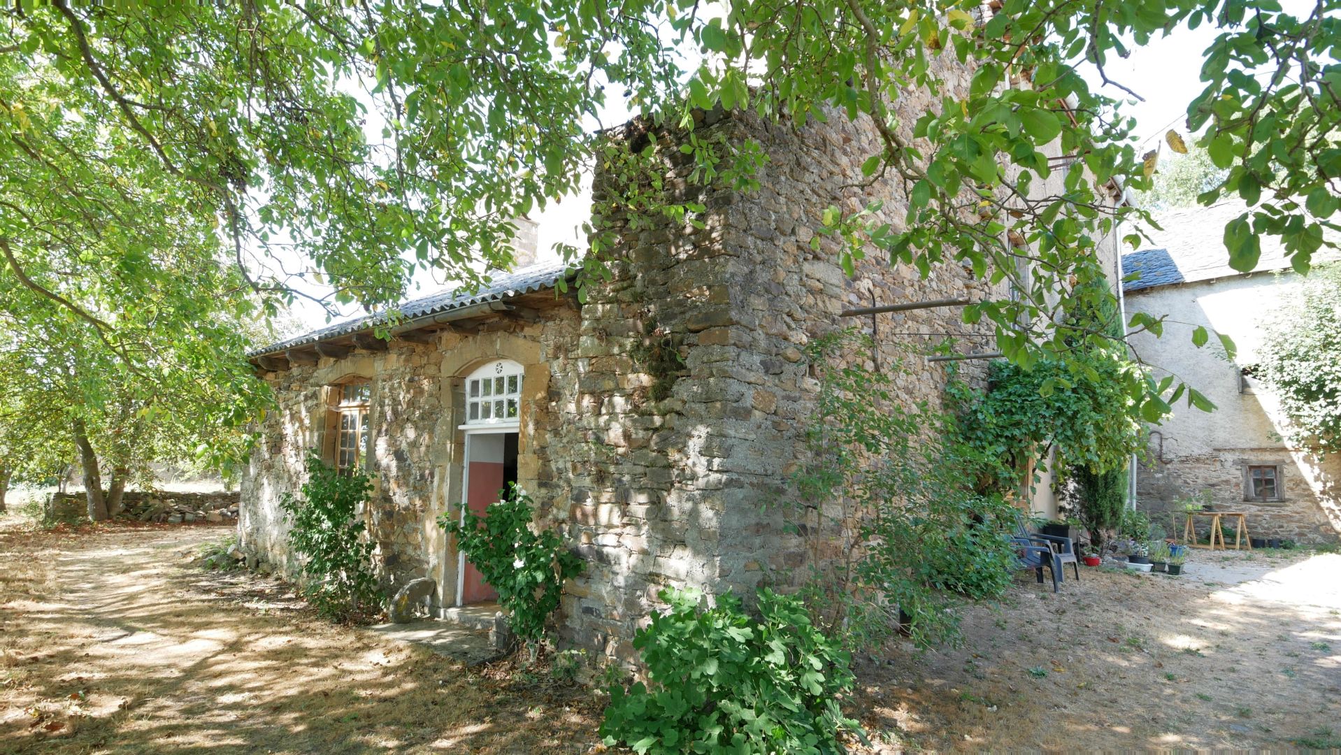 Maison 5 pièces 230 m² · à Rullac-Saint-Cirq · 230 m² · 169 440 €