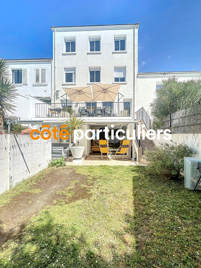 Immeuble 300 m² · à Royan · 300 m² · 679 250 €