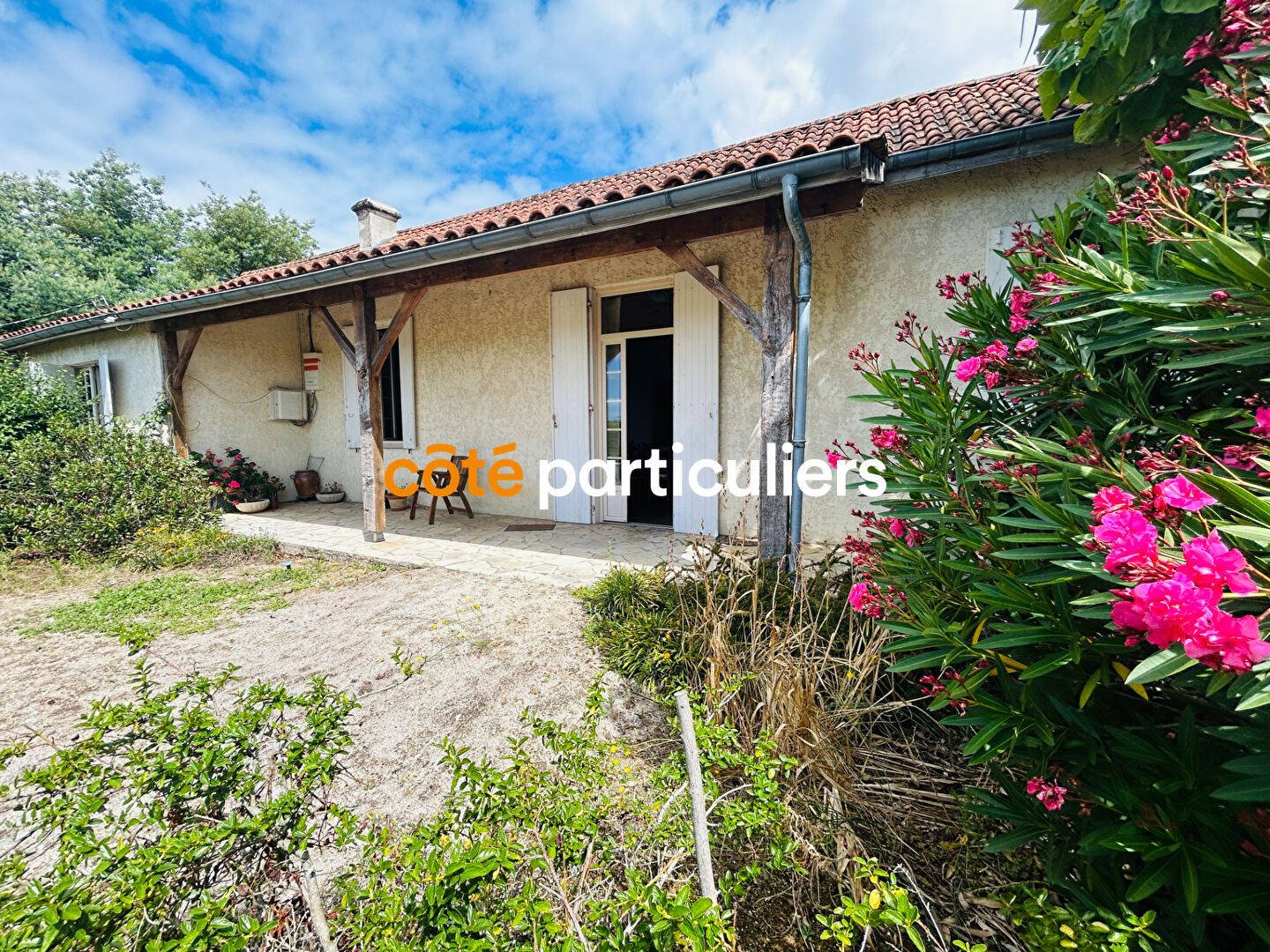 VENSAC / MAISON FAMILIALE 150m² - 4 CHAMBRES / HANGAR ET GARAGE SUR TERRAIN DE 7730M²