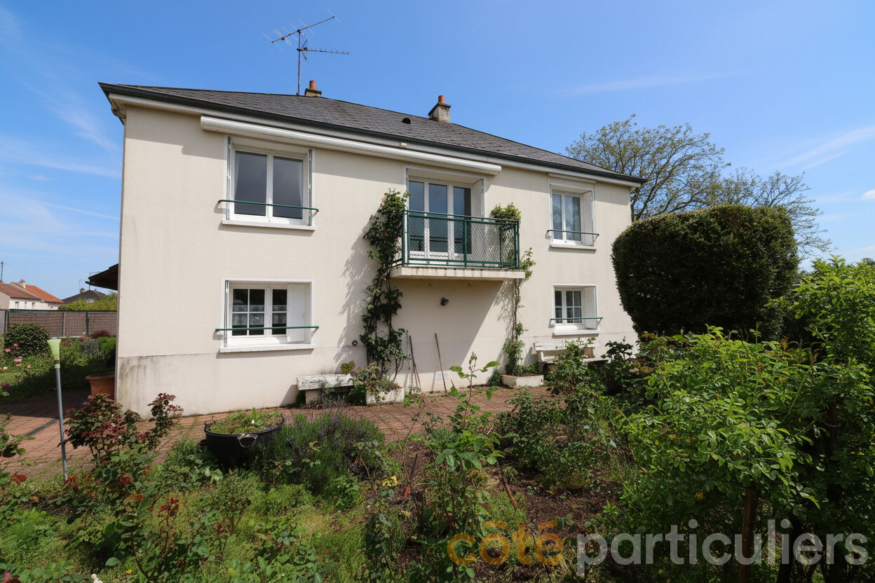 Maison 5 pièces 138 m² · à Chevilly · 138 m² · 189 000 €