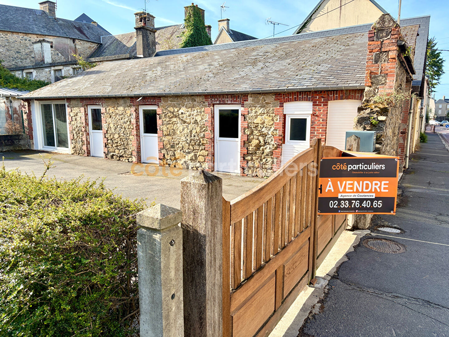 Maison 2 pièces 147 m² · à Coutances · 147 m² · 172 800 €