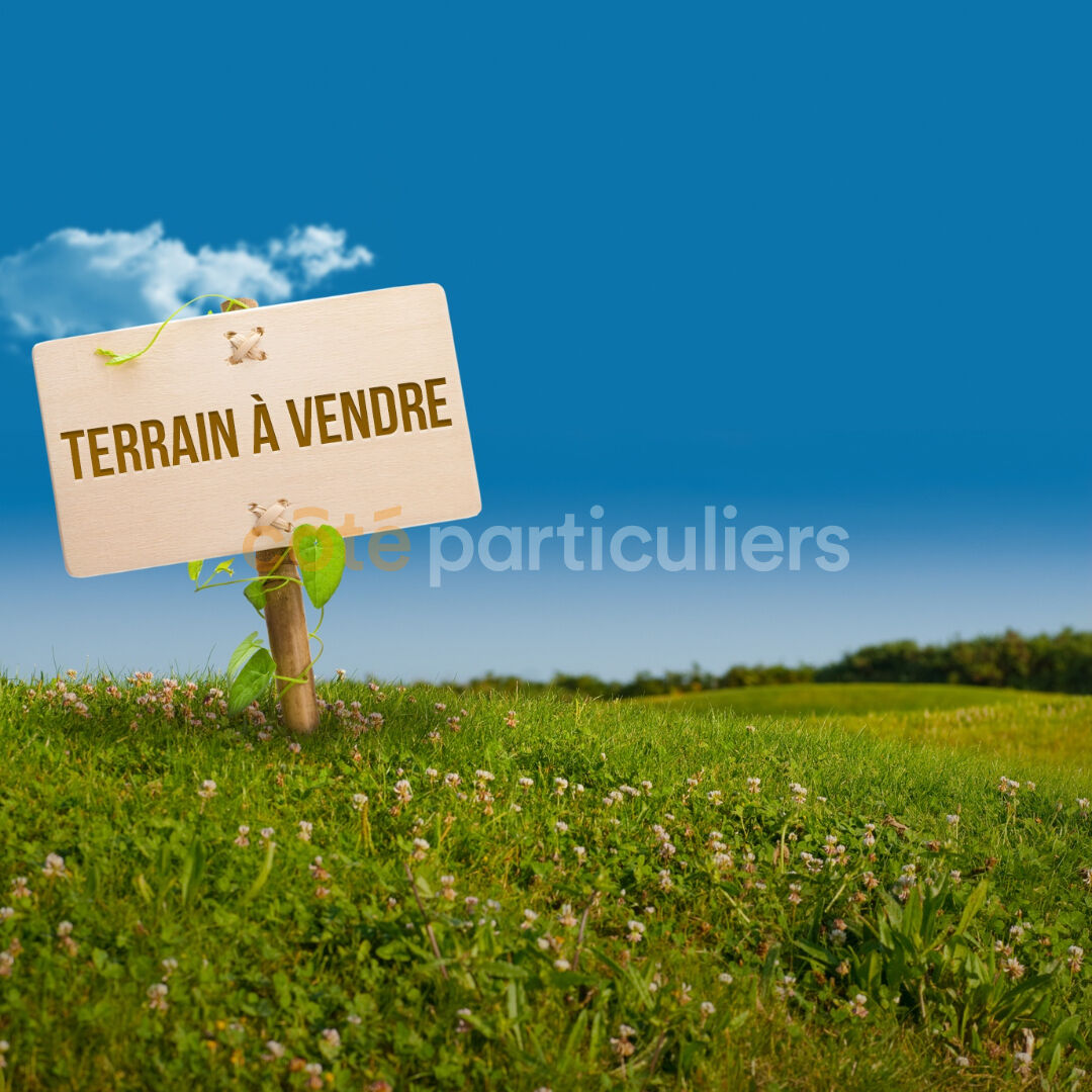 Terrain 2079 m² · à Le Molay Littry · 2 079 m² · 74 500 €
