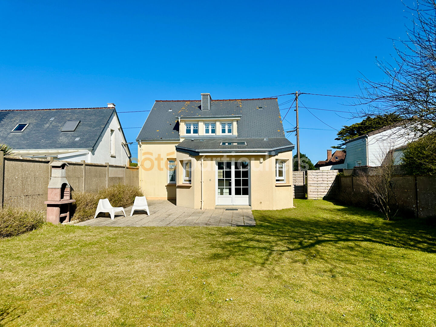 Maison 8 pièces 95 m² · à Quinéville · 95 m² · 260 000 €