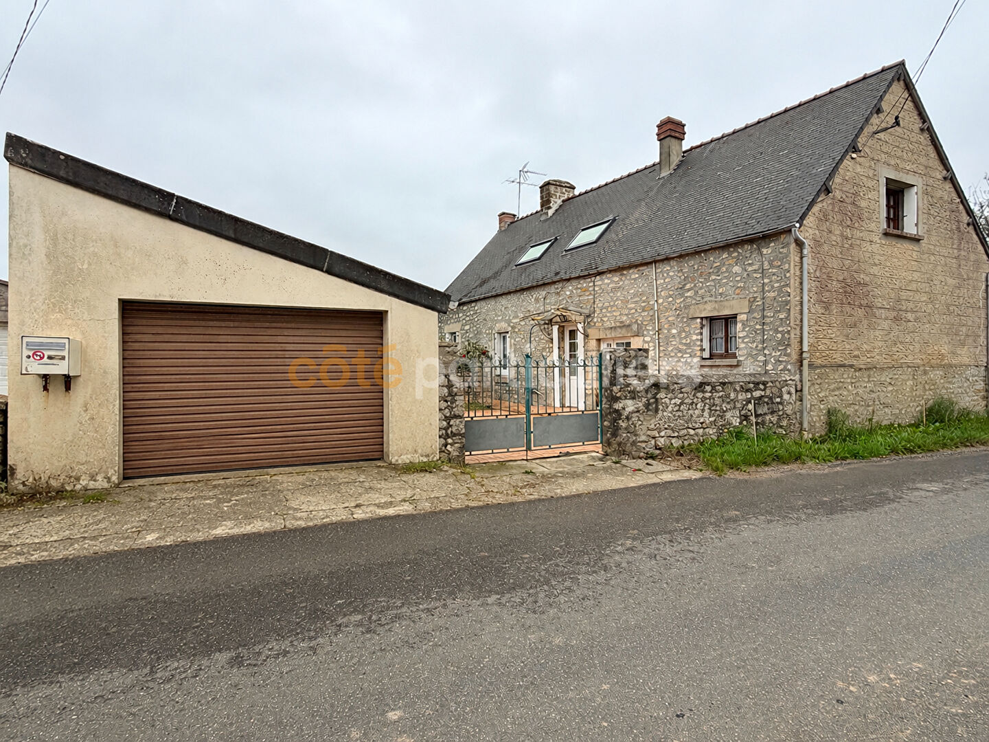 Maison 6 pièces 116 m² · à Étienville · 116 m² · 120 000 €