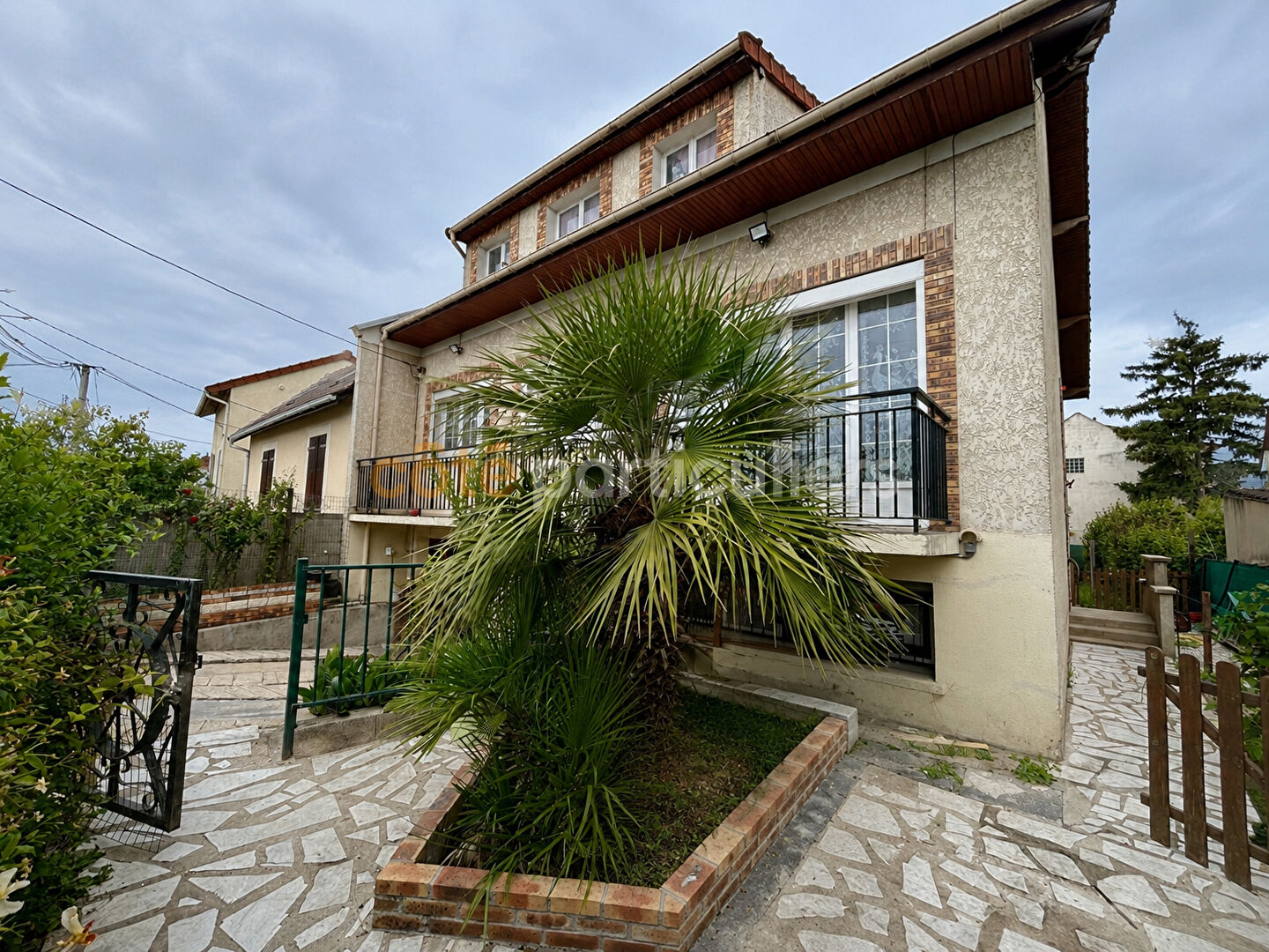 Maison 7 pièces 158 m² · à Villeneuve-le-Roi · 158 m² · 349 940 €