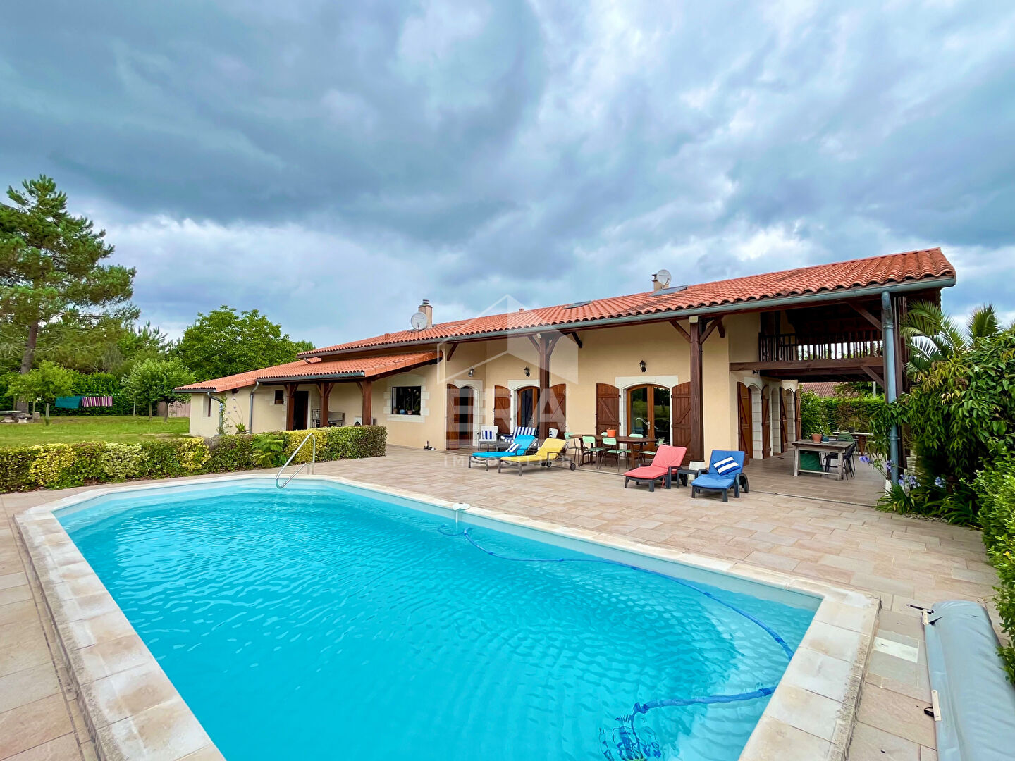 Maison 10 pièces 178 m² · à Labastide-d'Armagnac · 178 m² · 462 000 €