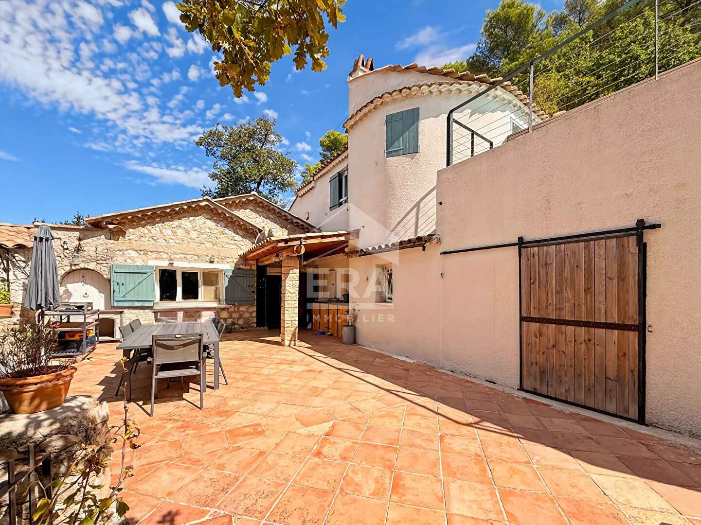 Maison 5 pièces 125 m² · à Les Pennes-Mirabeau · 125 m² · 615 000 €