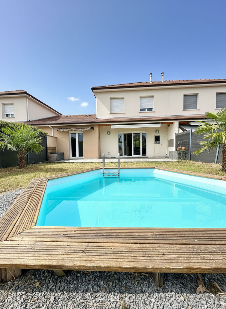 Maison 5 pièces 107 m² · à Bordes · 107 m² · 263 250 €