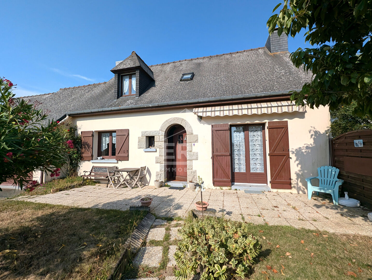 Maison 5 pièces 102 m² · à Saint-Coulomb · 102 m² · 377 280 €