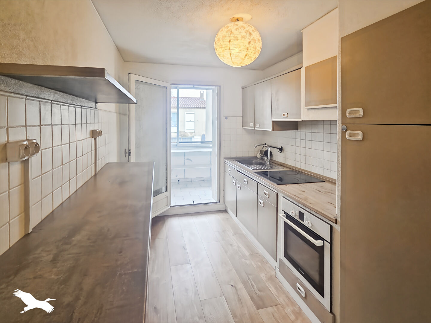 Appartement  - 4 pièces    - 73 m² - MARSEILLE 11 (13)