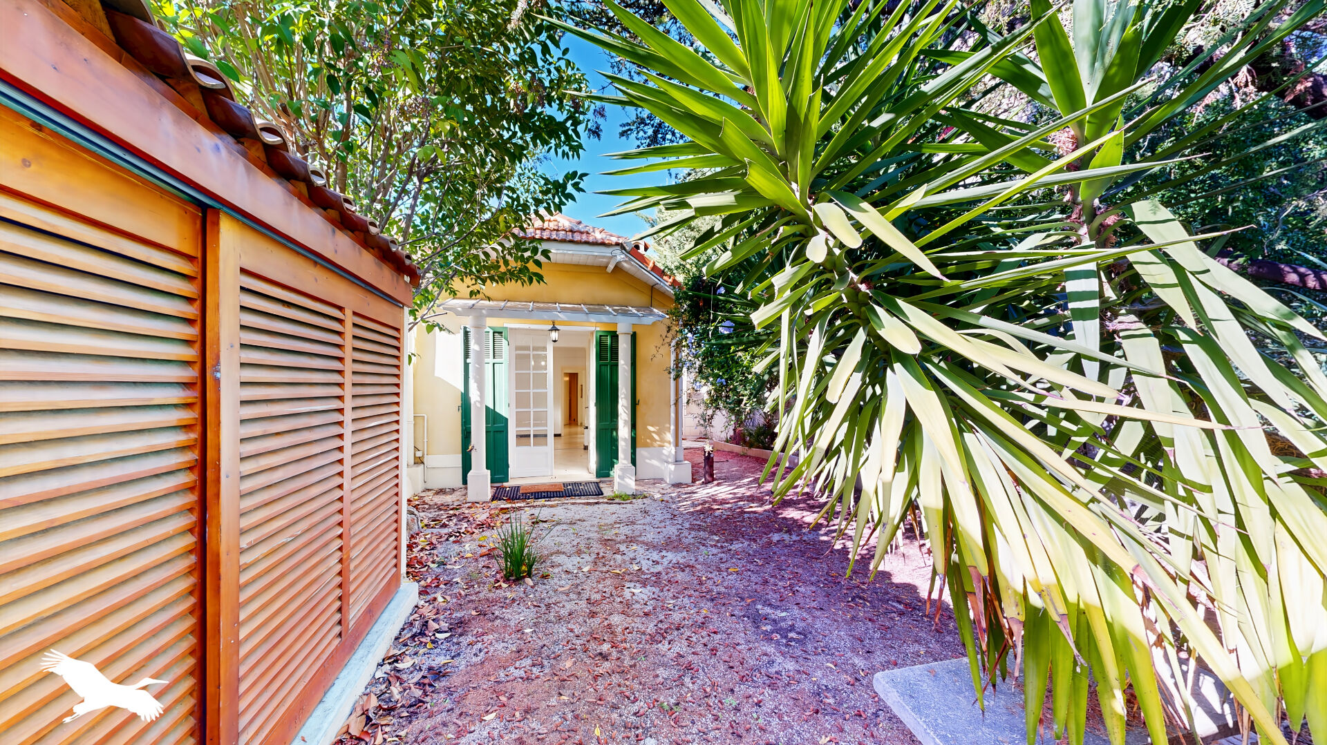 Maison  - 3 pièces    - 77,2 m² - MARSEILLE 09 (13)