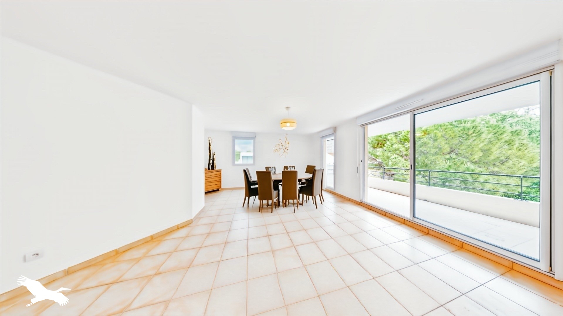 Appartement  - 4 pièces    - 104 m² - MARSEILLE 09 (13)