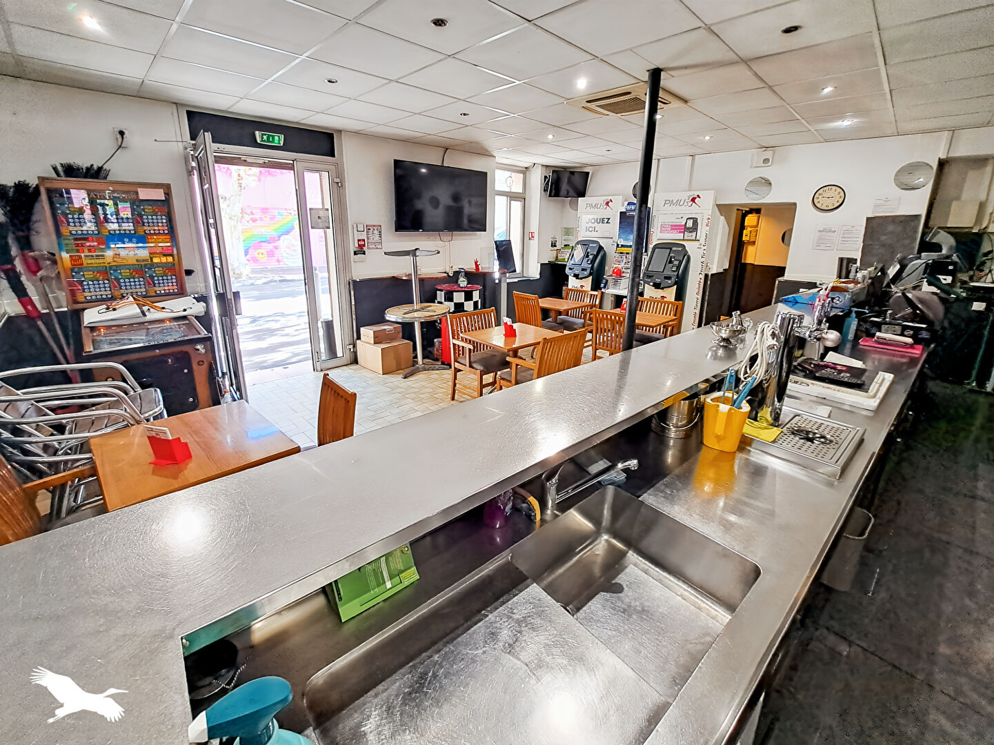 Local commercial    - MARSEILLE 09 (13)