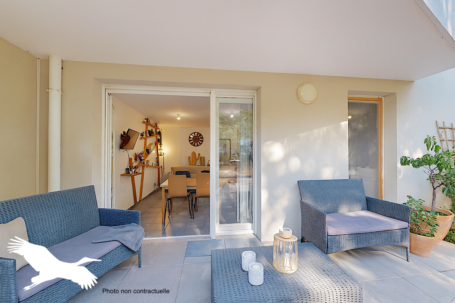 Appartement  - 2 pièces    - 37 m² - MARSEILLE 09 (13)