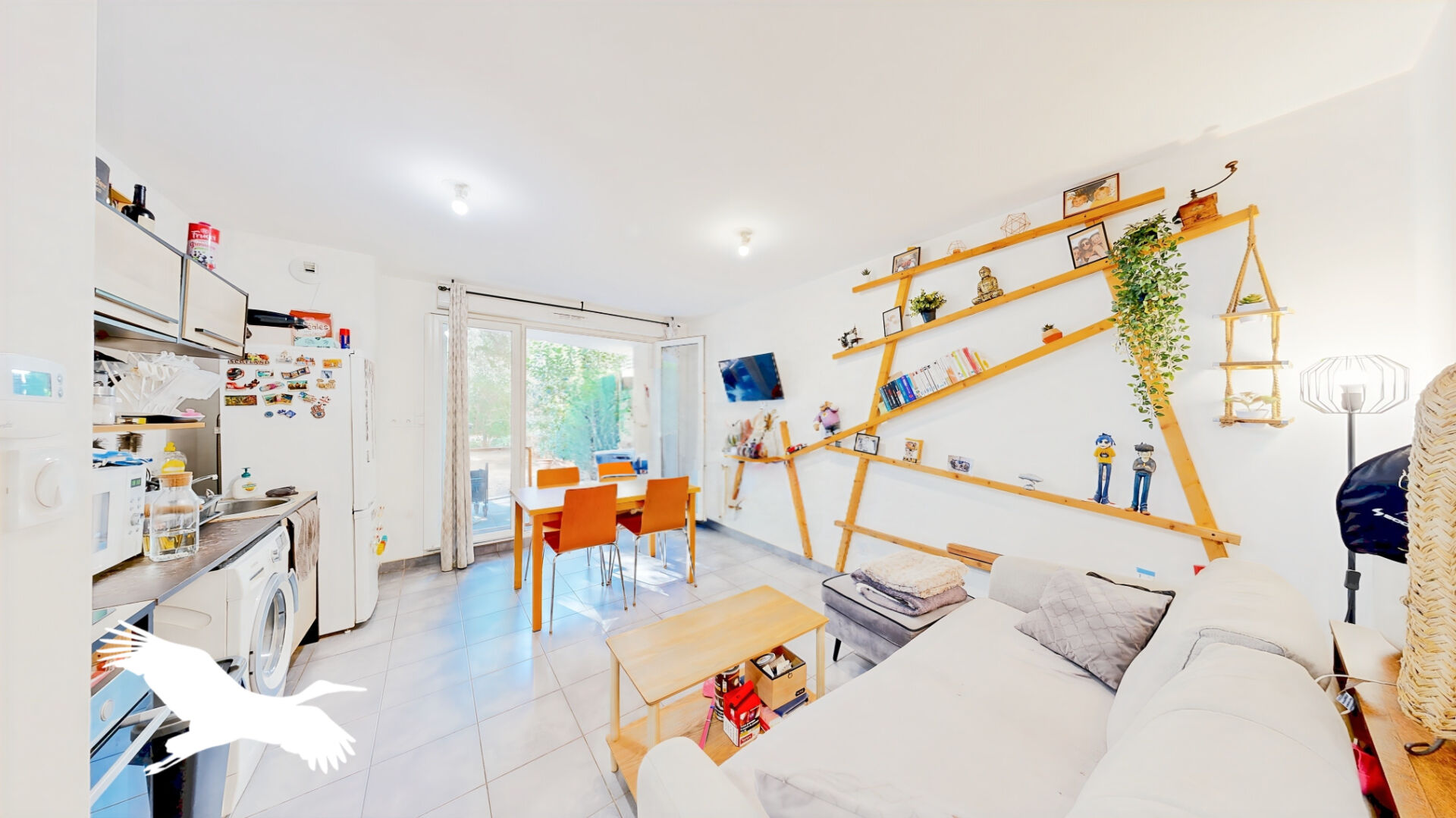 Appartement  - 2 pièces    - 37 m² - MARSEILLE 09 (13)