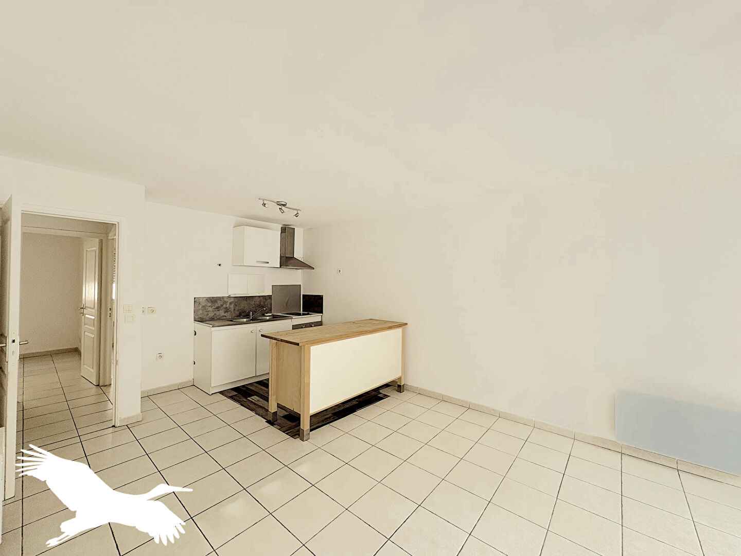 Appartement  - 3 pièces    - 61 m² - MARSEILLE 10 (13)