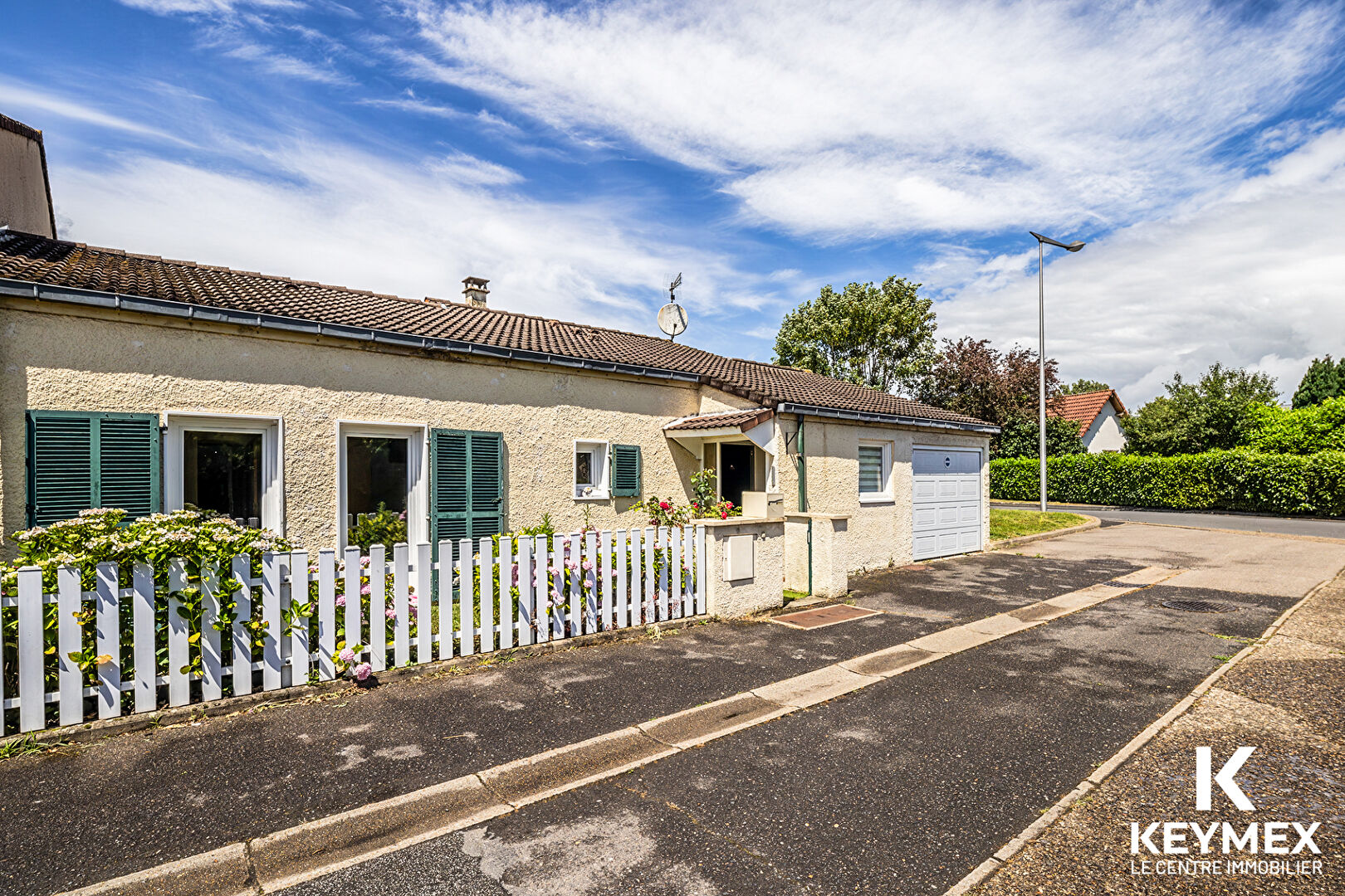 Maison  PLAIN PIED - 4 chambres -  121m² - Persan 