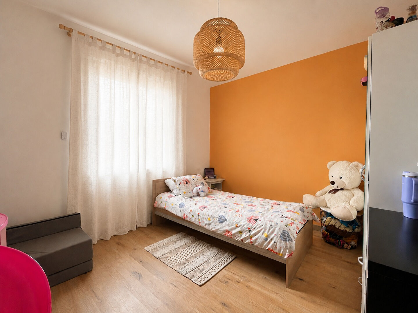 Photo 6