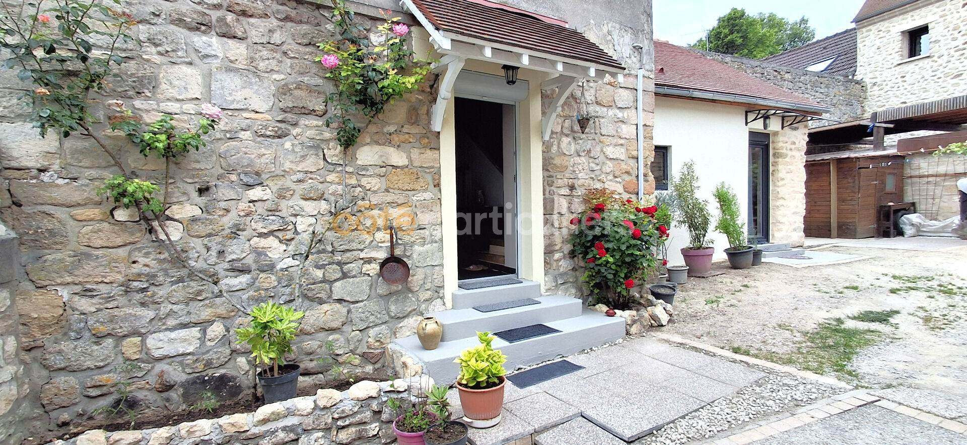Maison 5 pièces 90 m² · à Ableiges · 90 m² · 240 000 €
