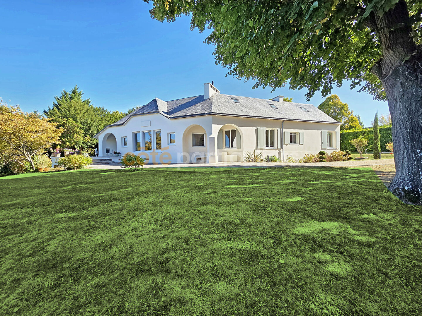 Maison 7 pièces 255 m² · à Vaux sur Seine · 255 m² · 987 000 €