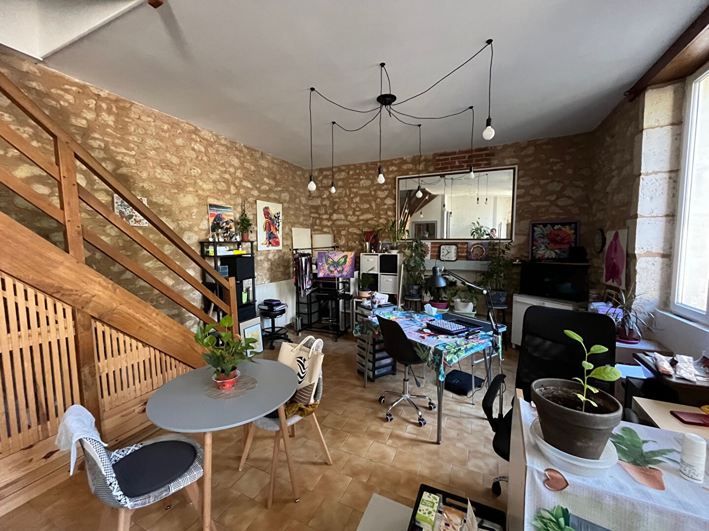 Maison de rapport comprenant un commerce de qualit et un bel appartement T3 en duplex avec superbe terrasse