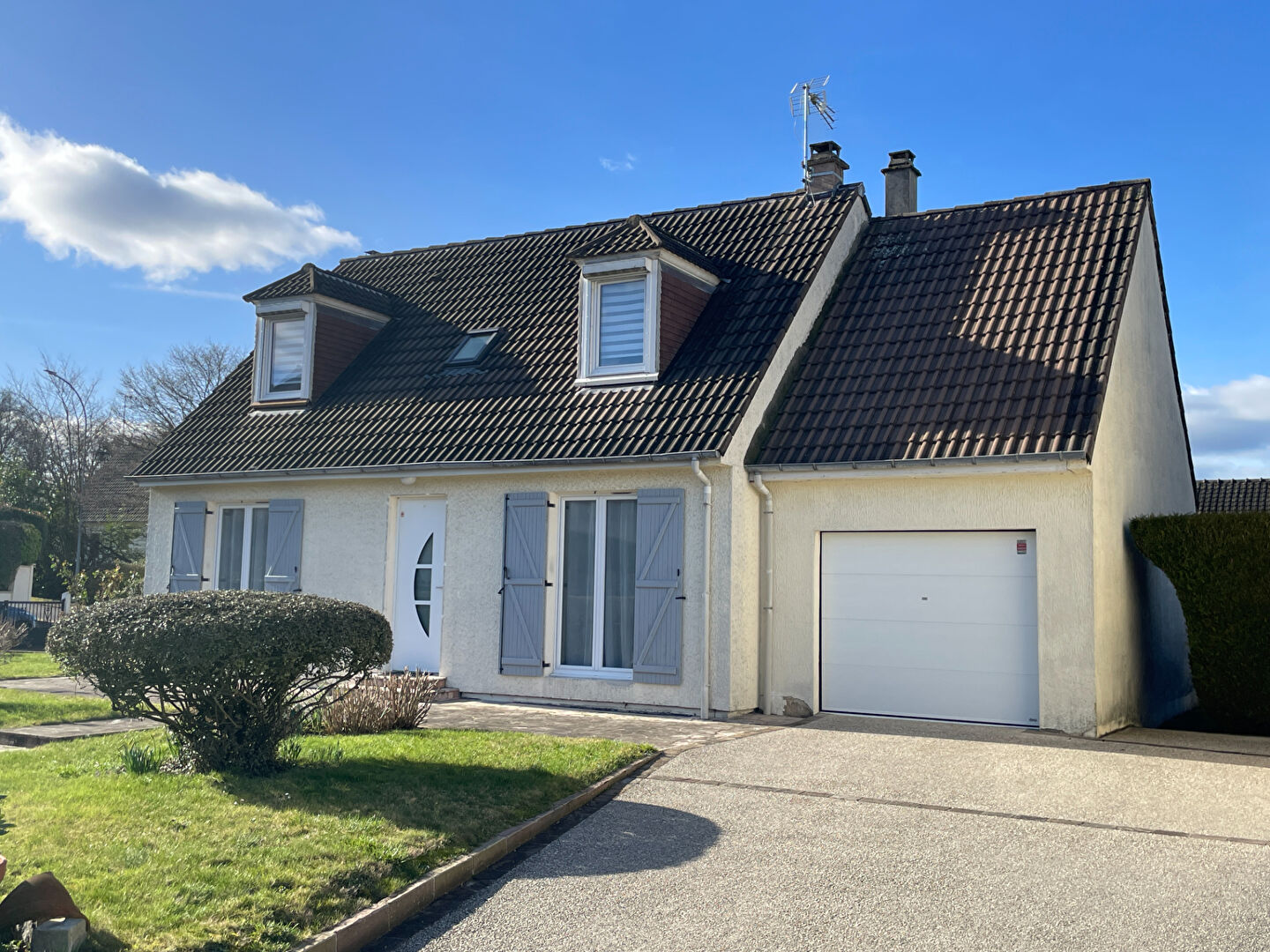 Maison 4 pièces 100 m² · à Crépy-en-Valois · 100 m² · 309 750 €